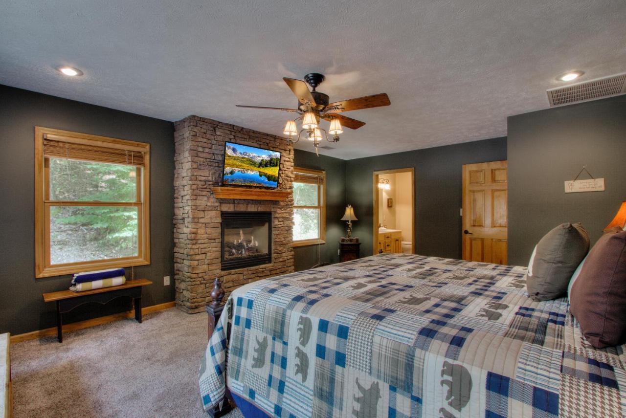 Gorgeous "Country Roads" By Honeybearcabins 4Br 4Ba, Next To Pool, Easy Drive, Main Strip Location! Pigeon Forge Buitenkant foto