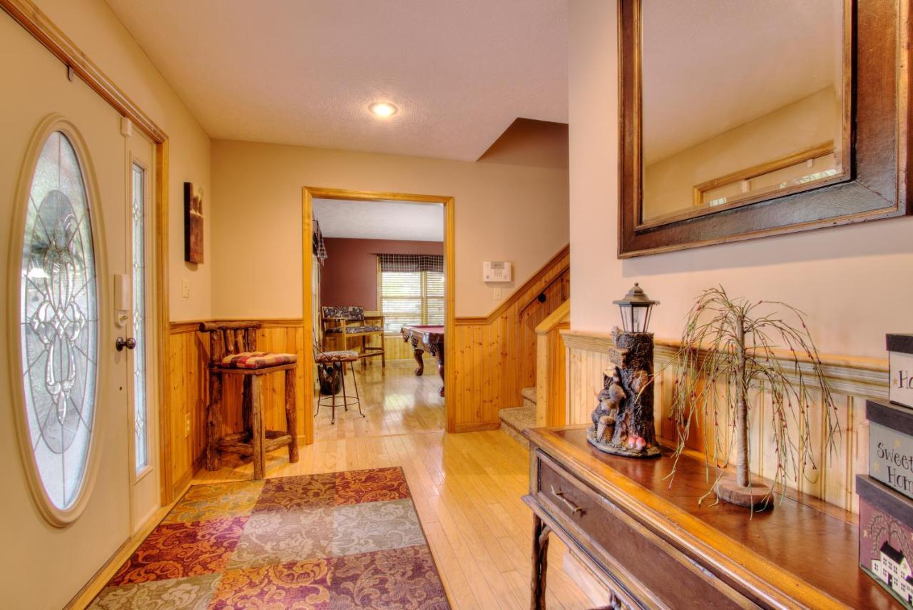 Gorgeous "Country Roads" By Honeybearcabins 4Br 4Ba, Next To Pool, Easy Drive, Main Strip Location! Pigeon Forge Buitenkant foto