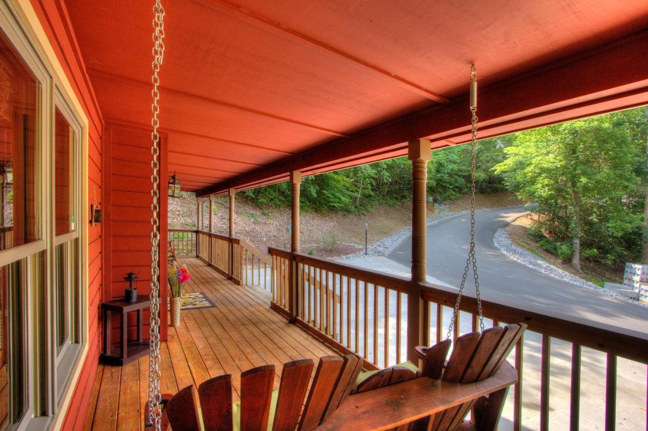 Gorgeous "Country Roads" By Honeybearcabins 4Br 4Ba, Next To Pool, Easy Drive, Main Strip Location! Pigeon Forge Buitenkant foto